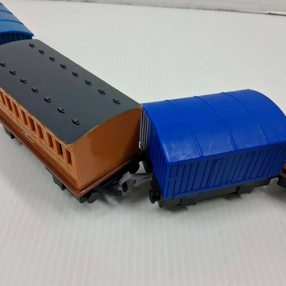 Thomas‎ & Friends TrackMaster Motorized Thomas Annie Clarabel Train Set 2013